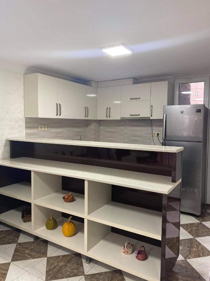 Family Hotel Batumi Luaran gambar