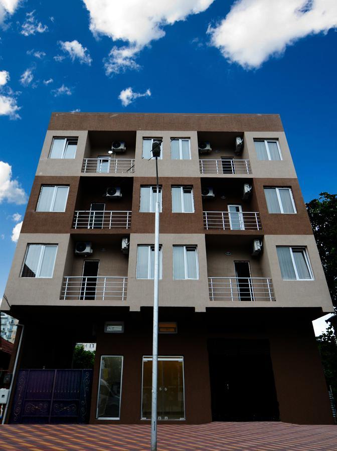 Family Hotel Batumi Luaran gambar