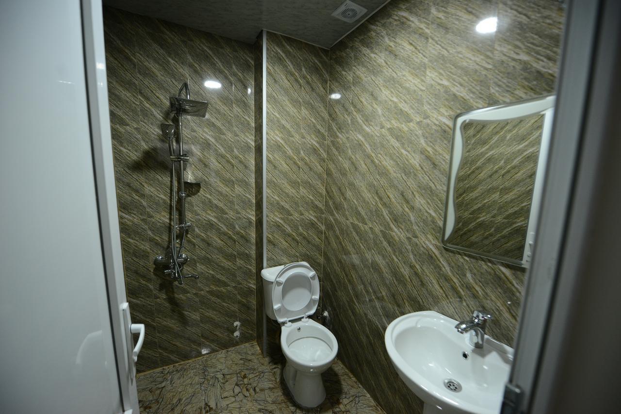 Family Hotel Batumi Luaran gambar