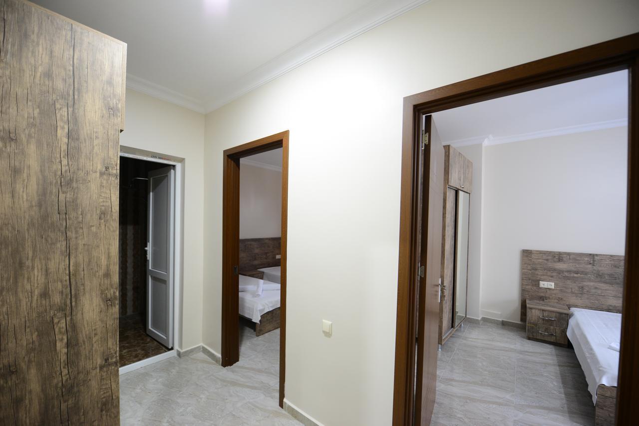 Family Hotel Batumi Luaran gambar